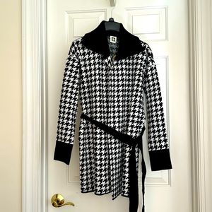Ann Klein Cardigan Size S Houndstooth Black White Waist Tie Long Sleeves NWT